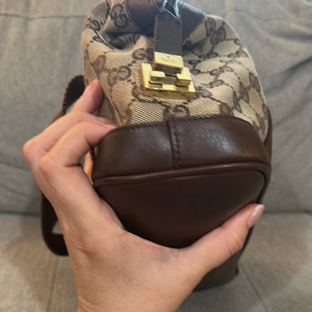 Gucci bag - Picture 14 of 17